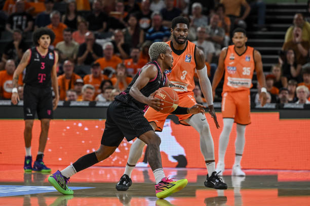 写属于他们 写属于他们